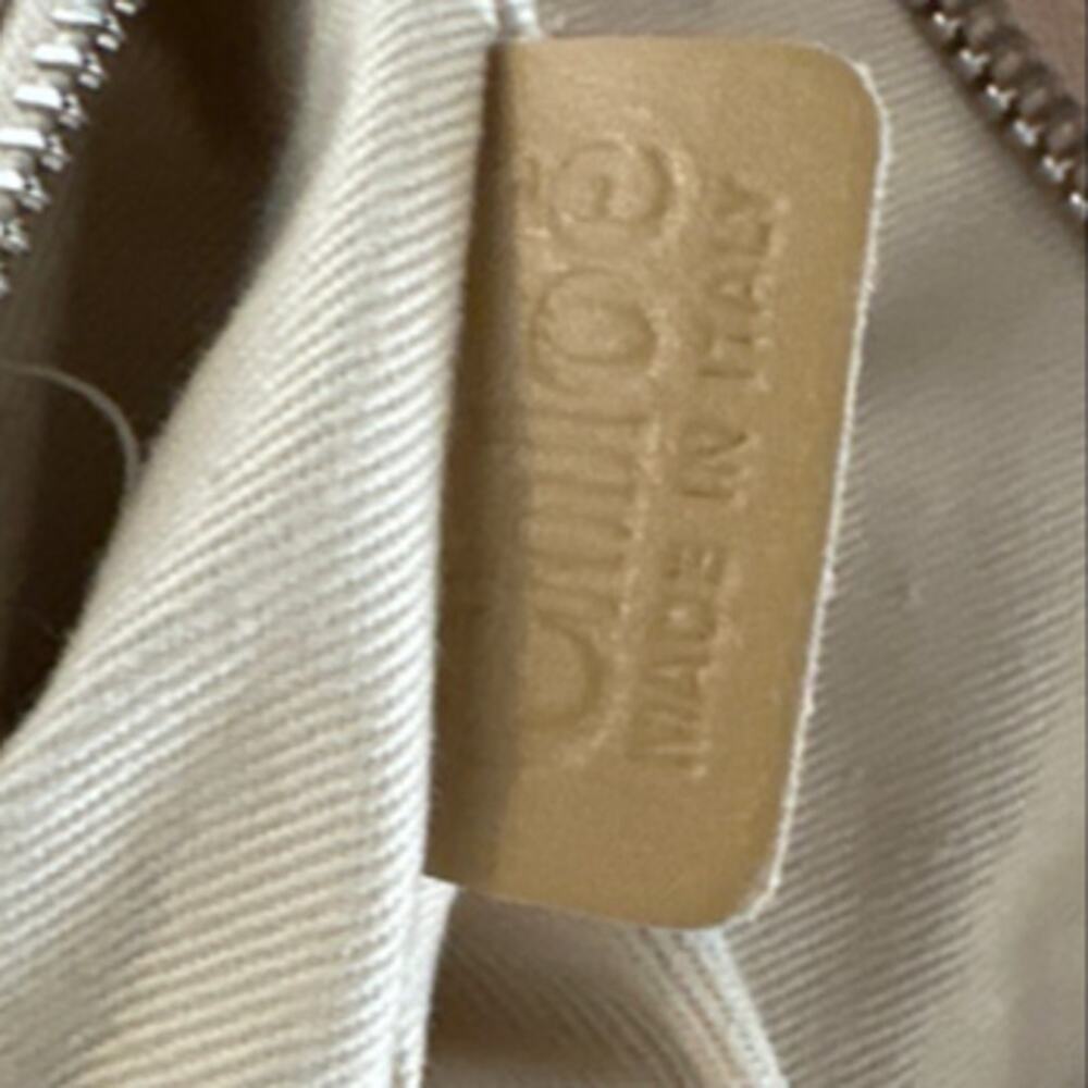 Authentic Vintage Chloe Cream Crossbody Bag - Picture 4 of 8